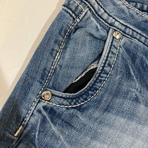 Miss me studded rhinestone jeans size 27 wide leg - Picture 7 of 11